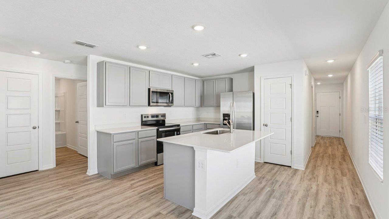 5580 Taverna Loop Property Photo 6