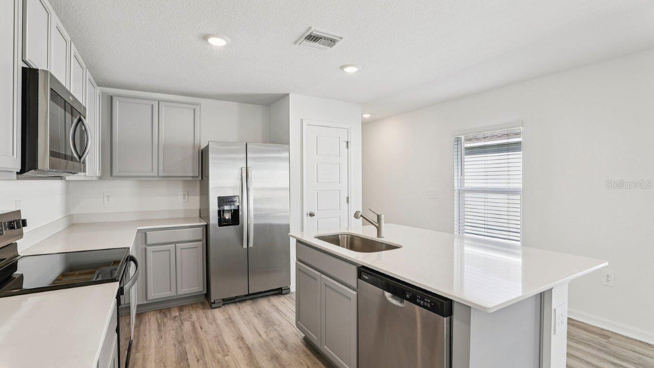 5580 Taverna Loop Property Photo 9