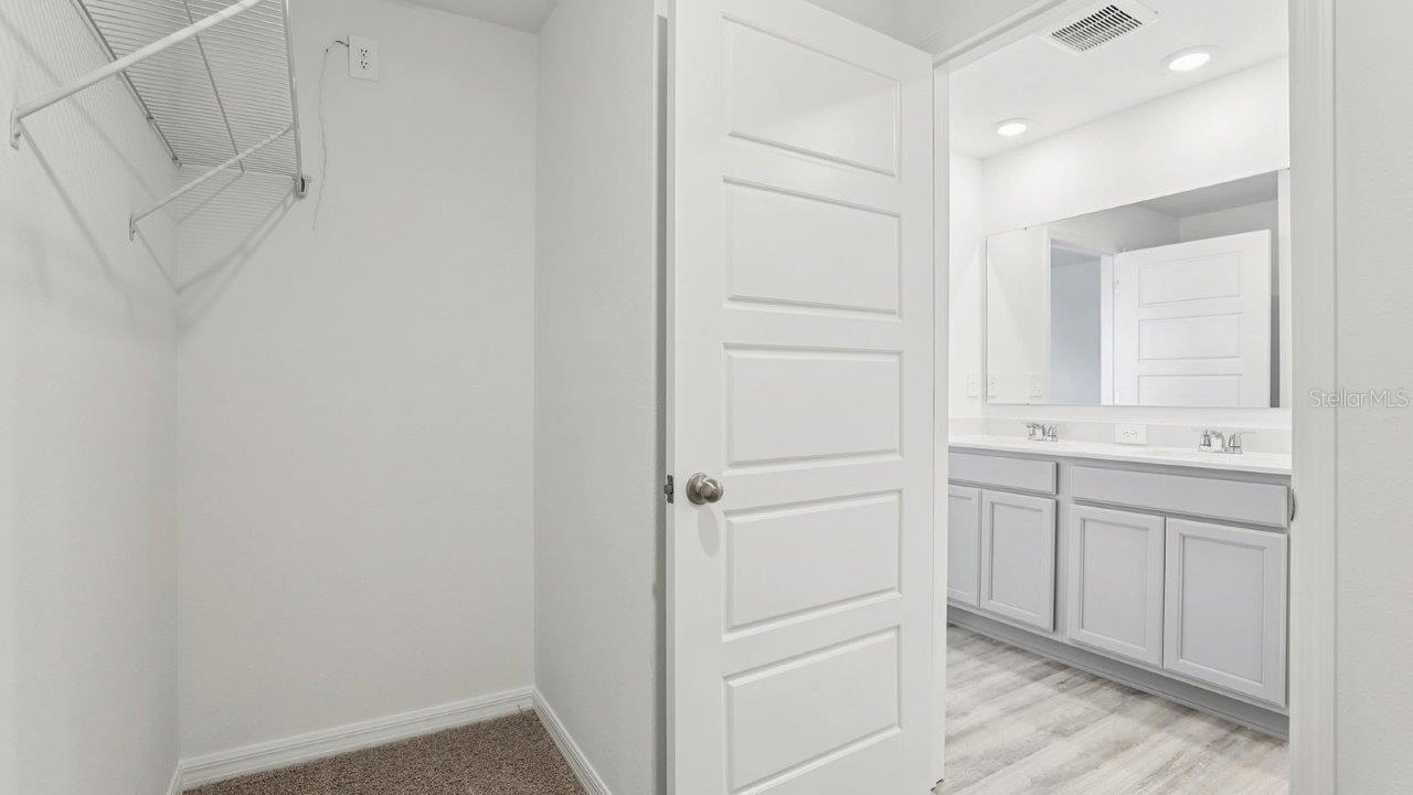 5580 Taverna Loop Property Photo 16