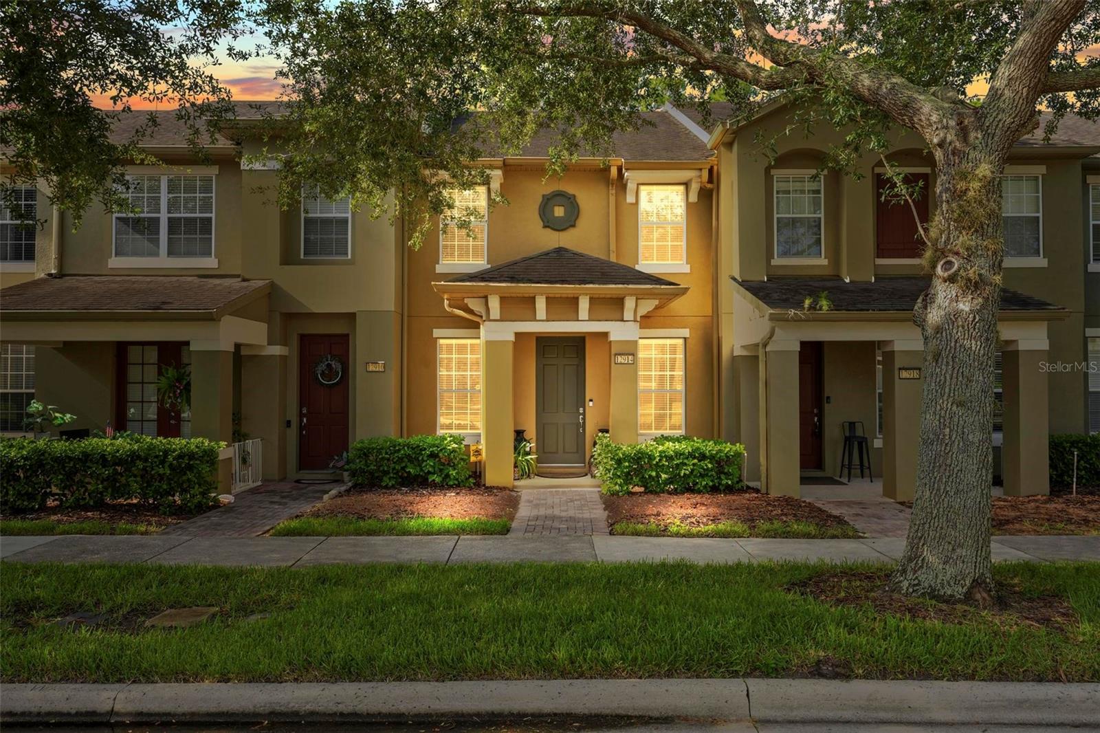 12914 Vennetta Way Property Photo 3