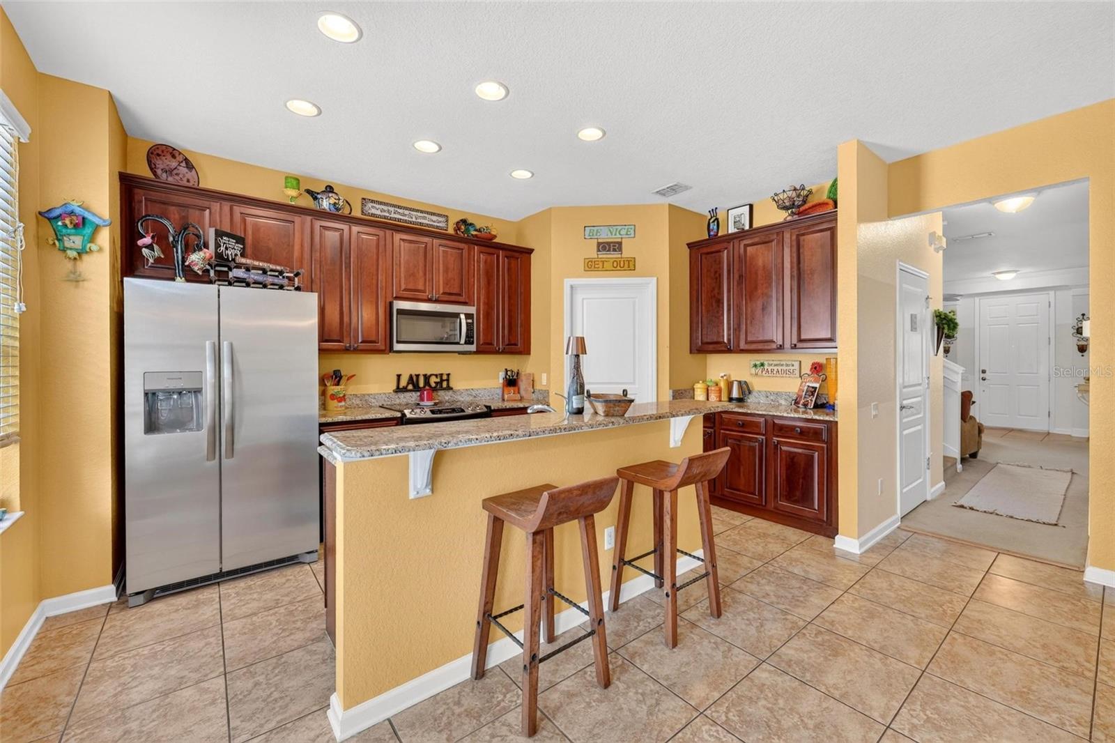 12914 Vennetta Way Property Photo 5