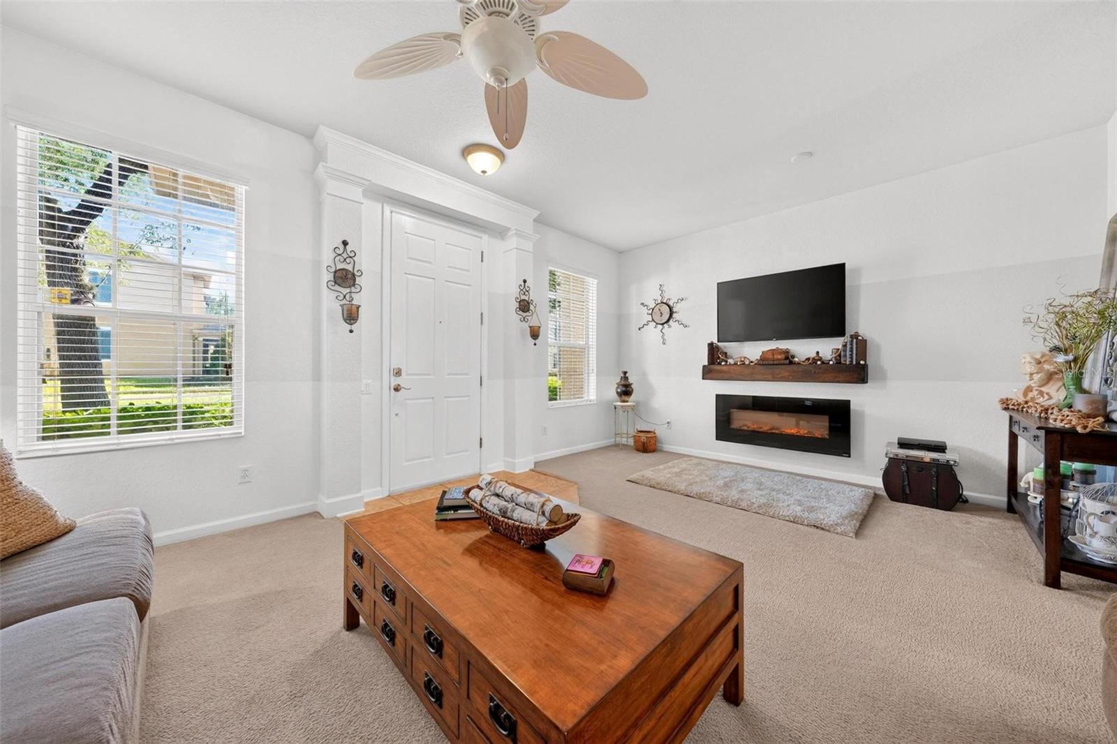 12914 Vennetta Way Property Photo 12