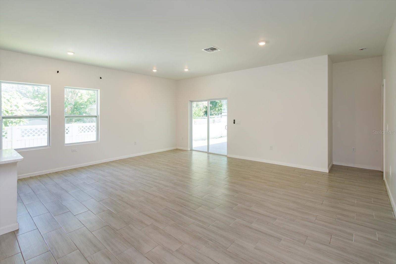 1022 36th Property Photo 11