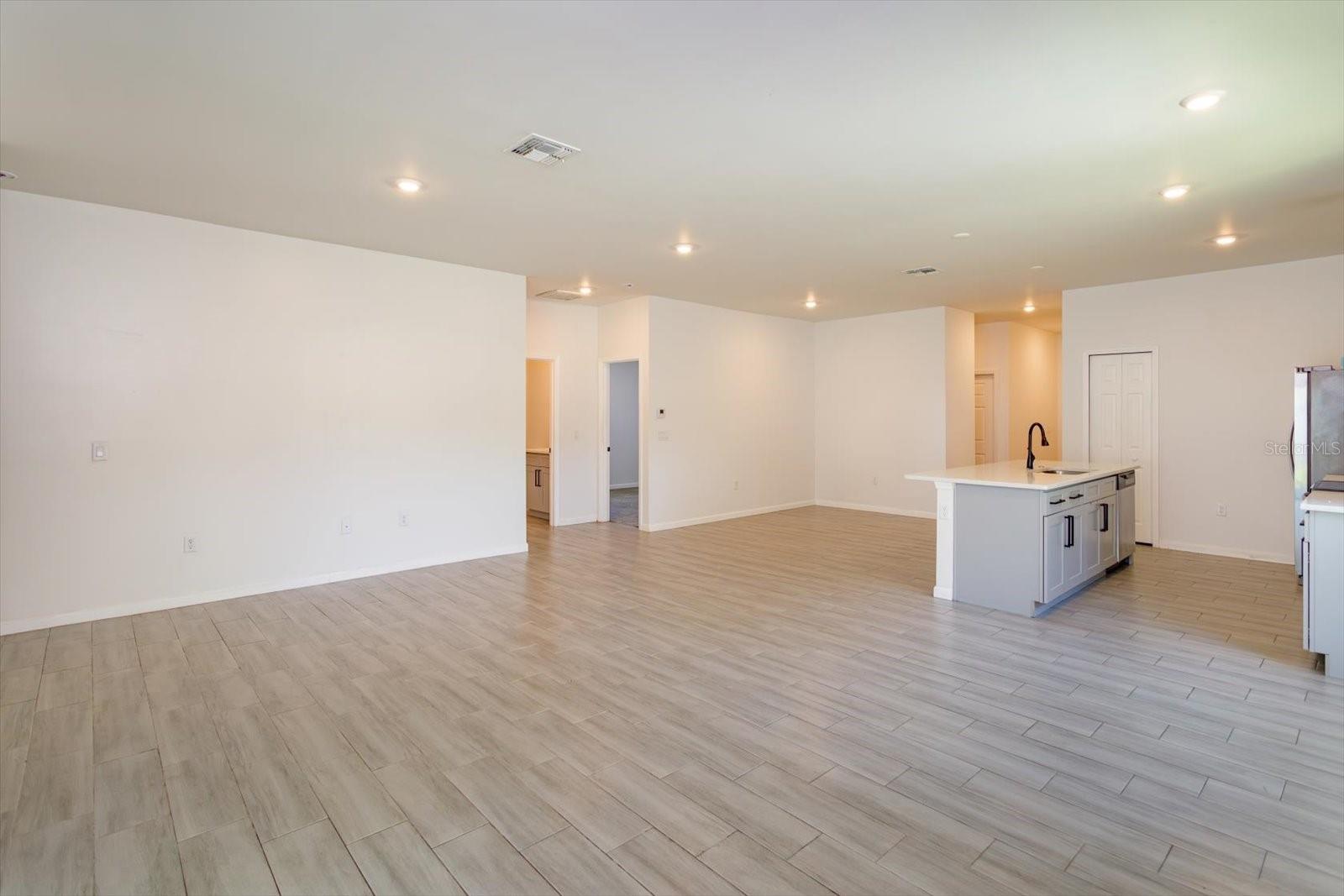1022 36th Property Photo 13