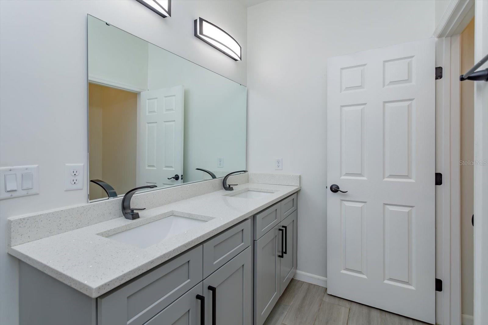 1022 36th Property Photo 15