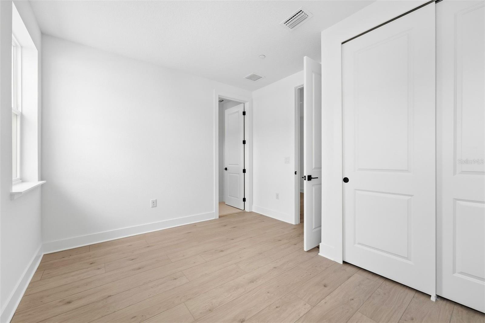 9297 Luminary Blvd Property Photo 28