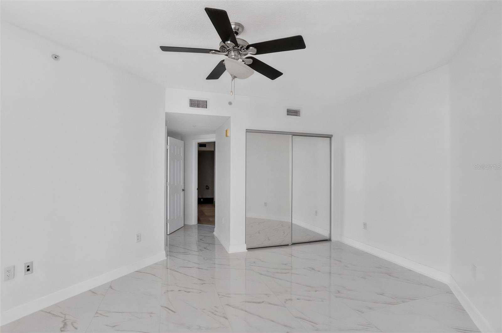 231 Riverside Dr #1108-1 Property Photo 22