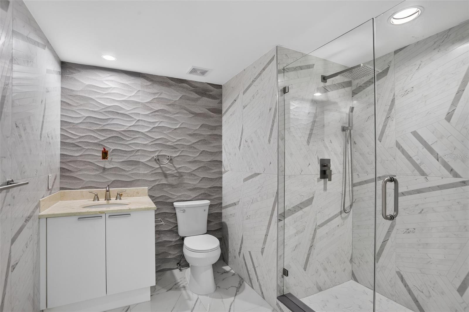 231 Riverside Dr #1108-1 Property Photo 27