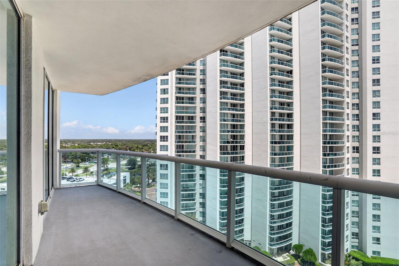 231 Riverside Dr #1108-1 Property Photo 31