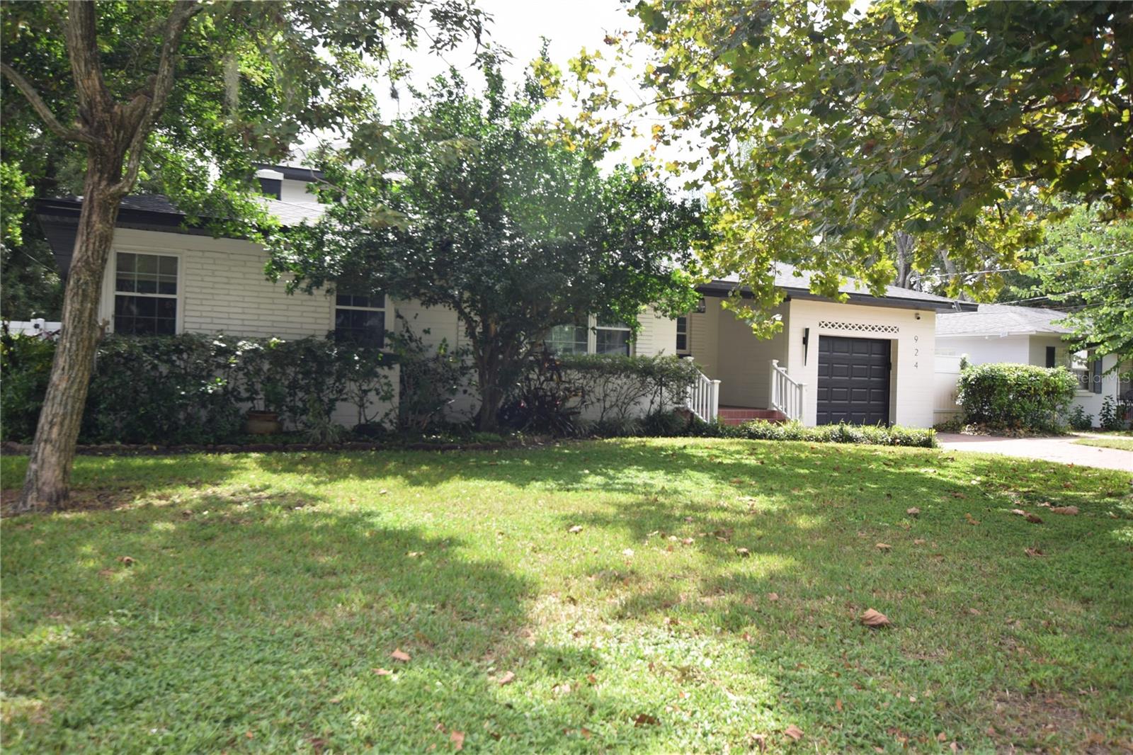 924 Boardman St Property Photo 4