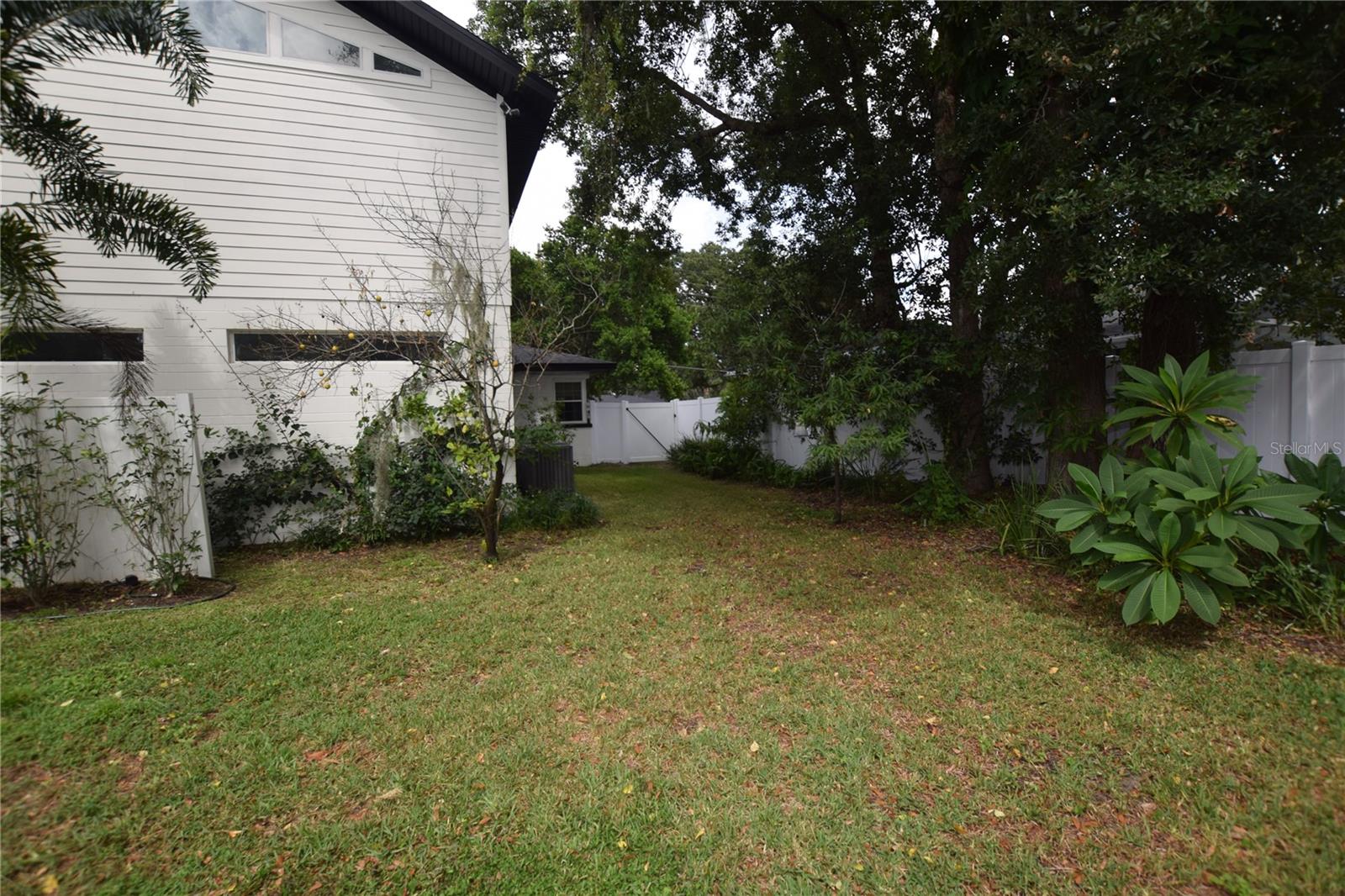 924 Boardman St Property Photo 16