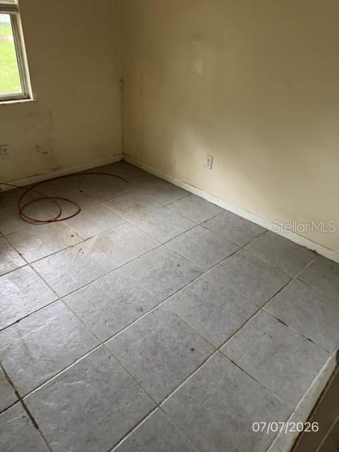 107 Woodlawn Rd Property Photo 3