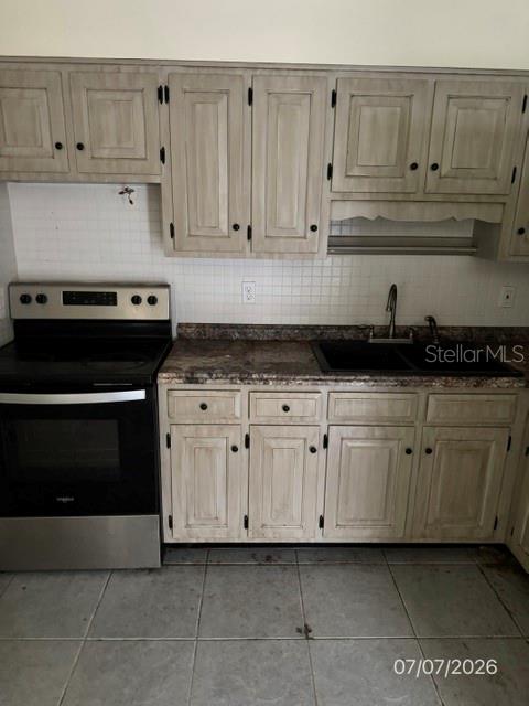 107 Woodlawn Rd Property Photo 6