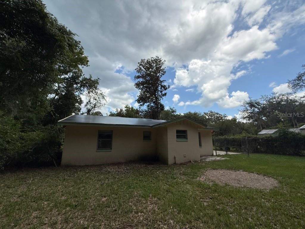 107 Woodlawn Rd Property Photo 13