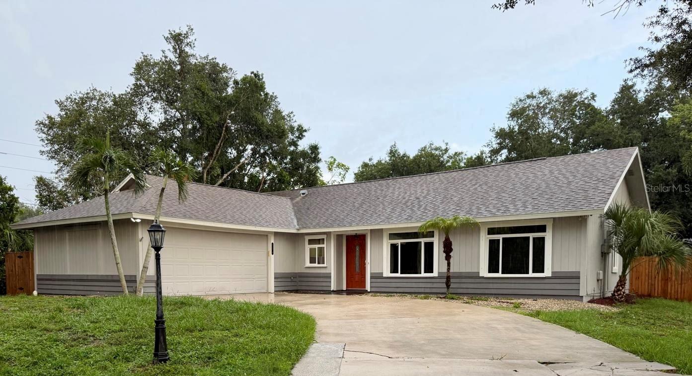 5274 CEDAR HAMMOCK CT Property Photo 1