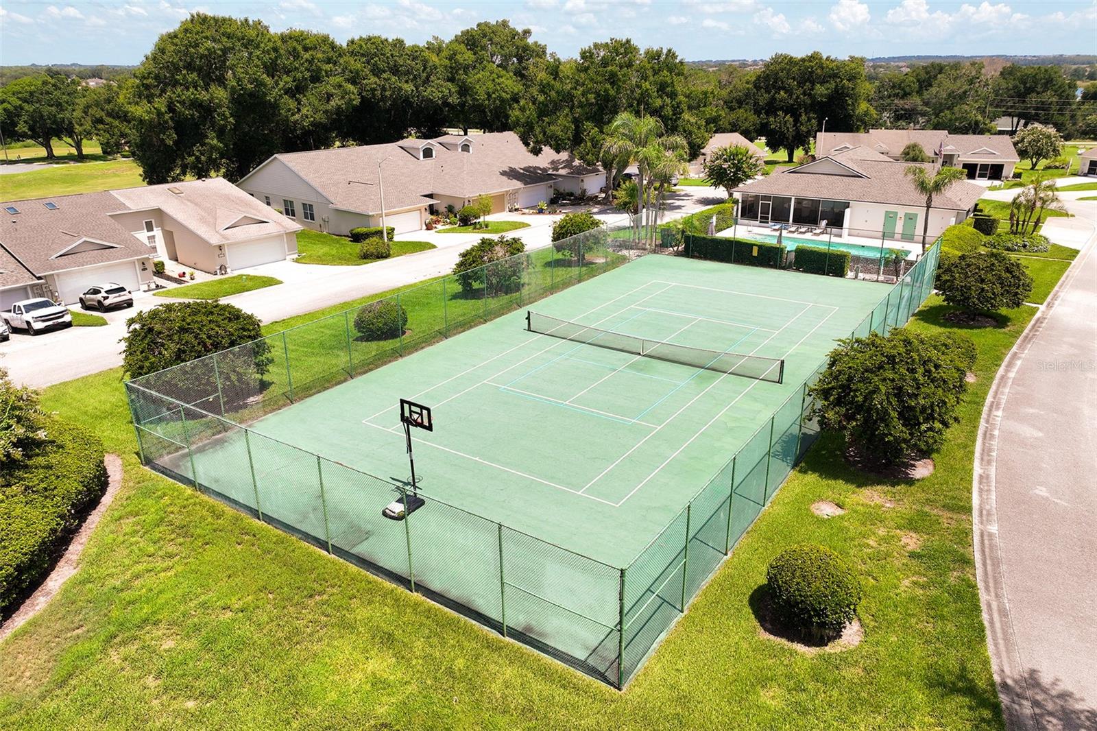 O6428598 Property Photo 26