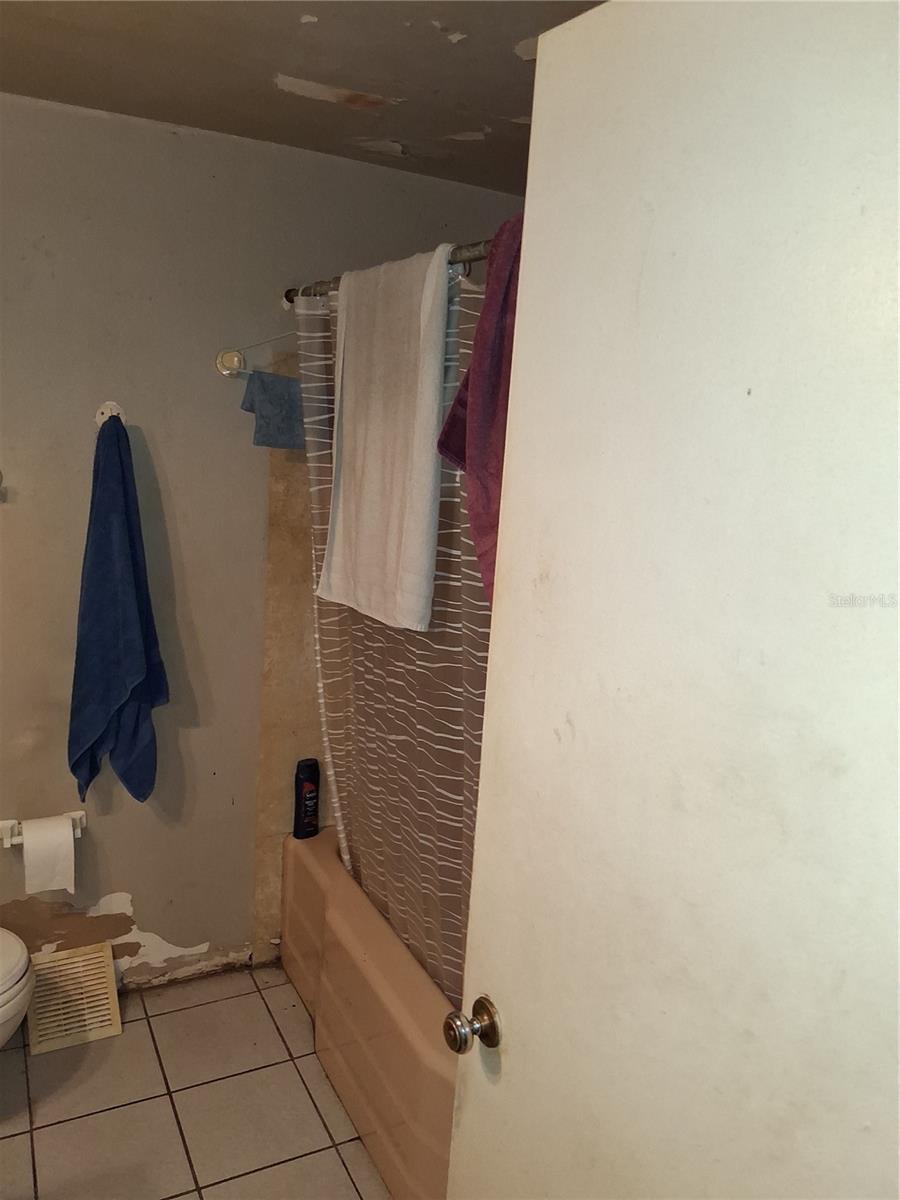 1208 Beatrice Dr Property Photo 21