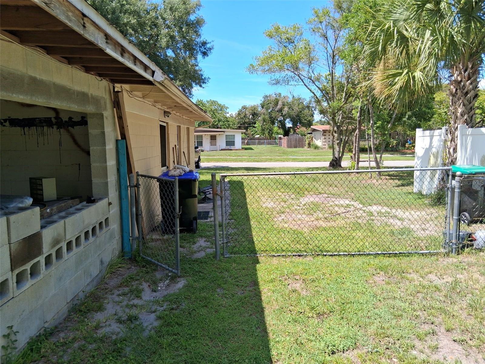 1208 Beatrice Dr Property Photo 26