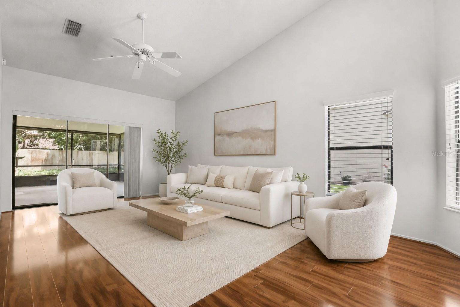 223 Heron St Property Photo 3