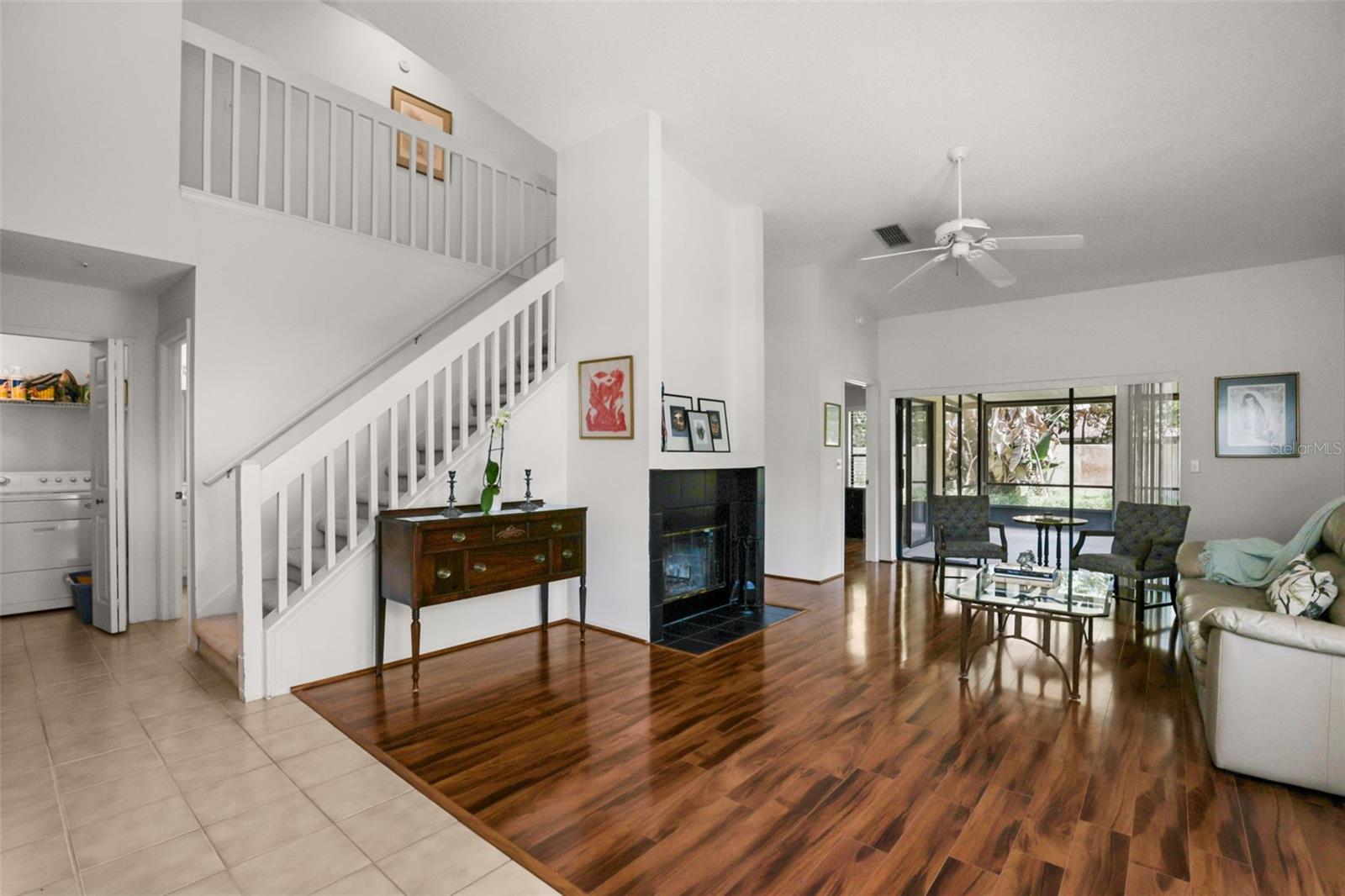 223 Heron St Property Photo 6