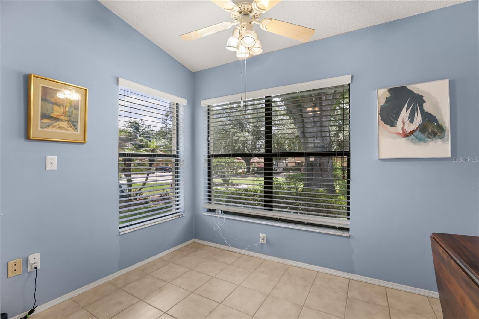223 Heron St Property Photo 8