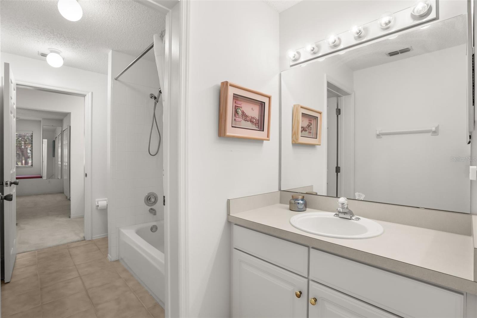 223 Heron St Property Photo 32