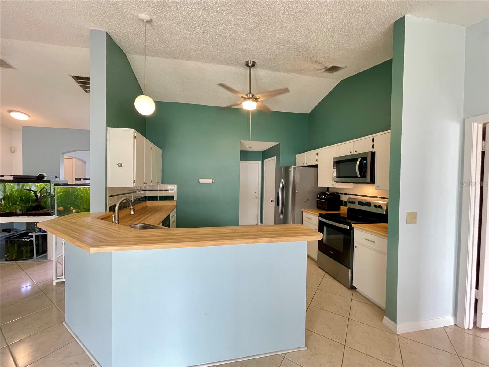 1150 Indian Ridge Trl E Property Photo 8