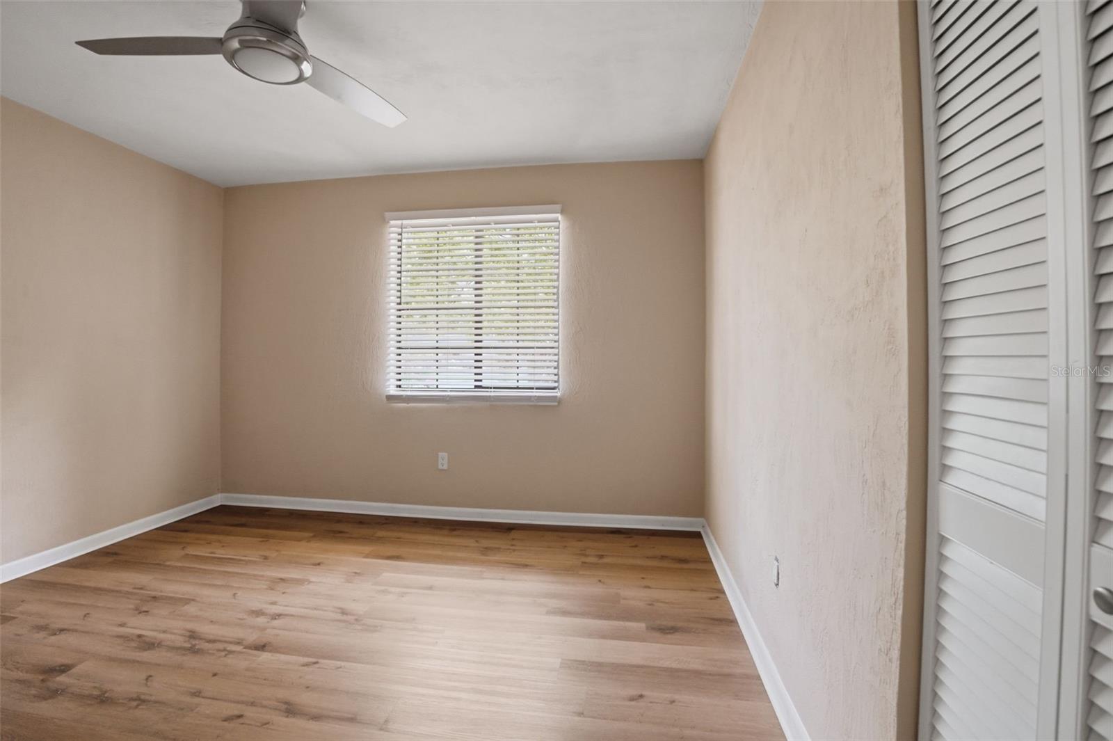 254 Oleander Pl Property Photo 12