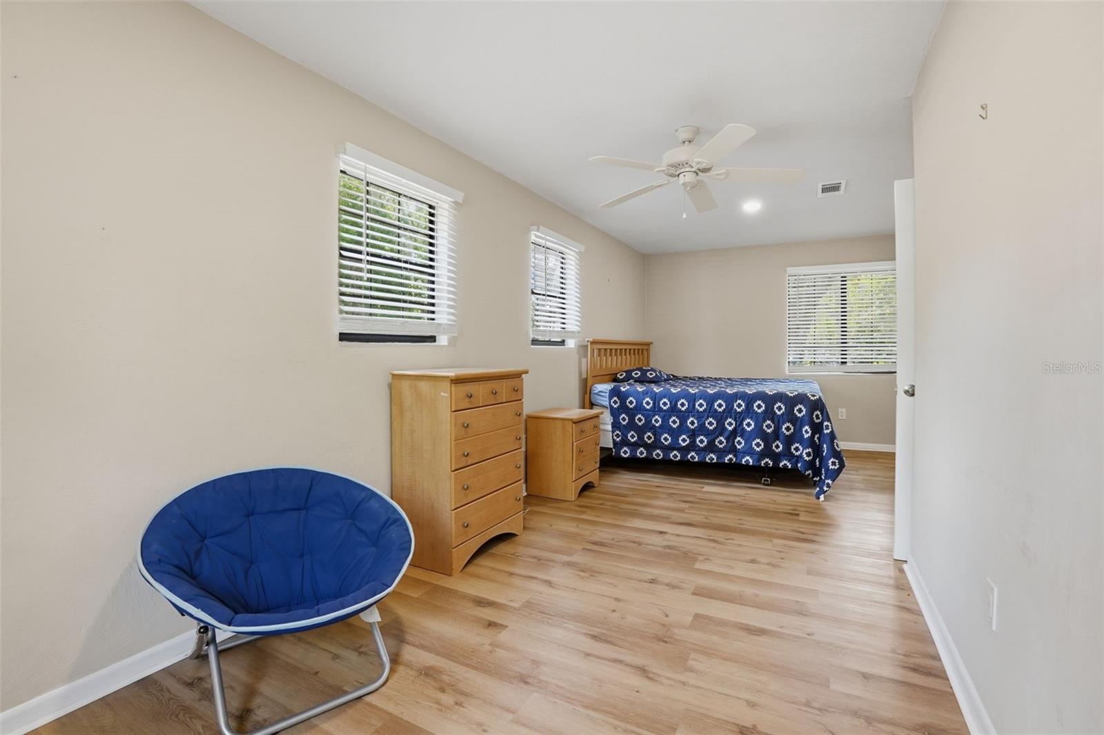 254 Oleander Pl Property Photo 13