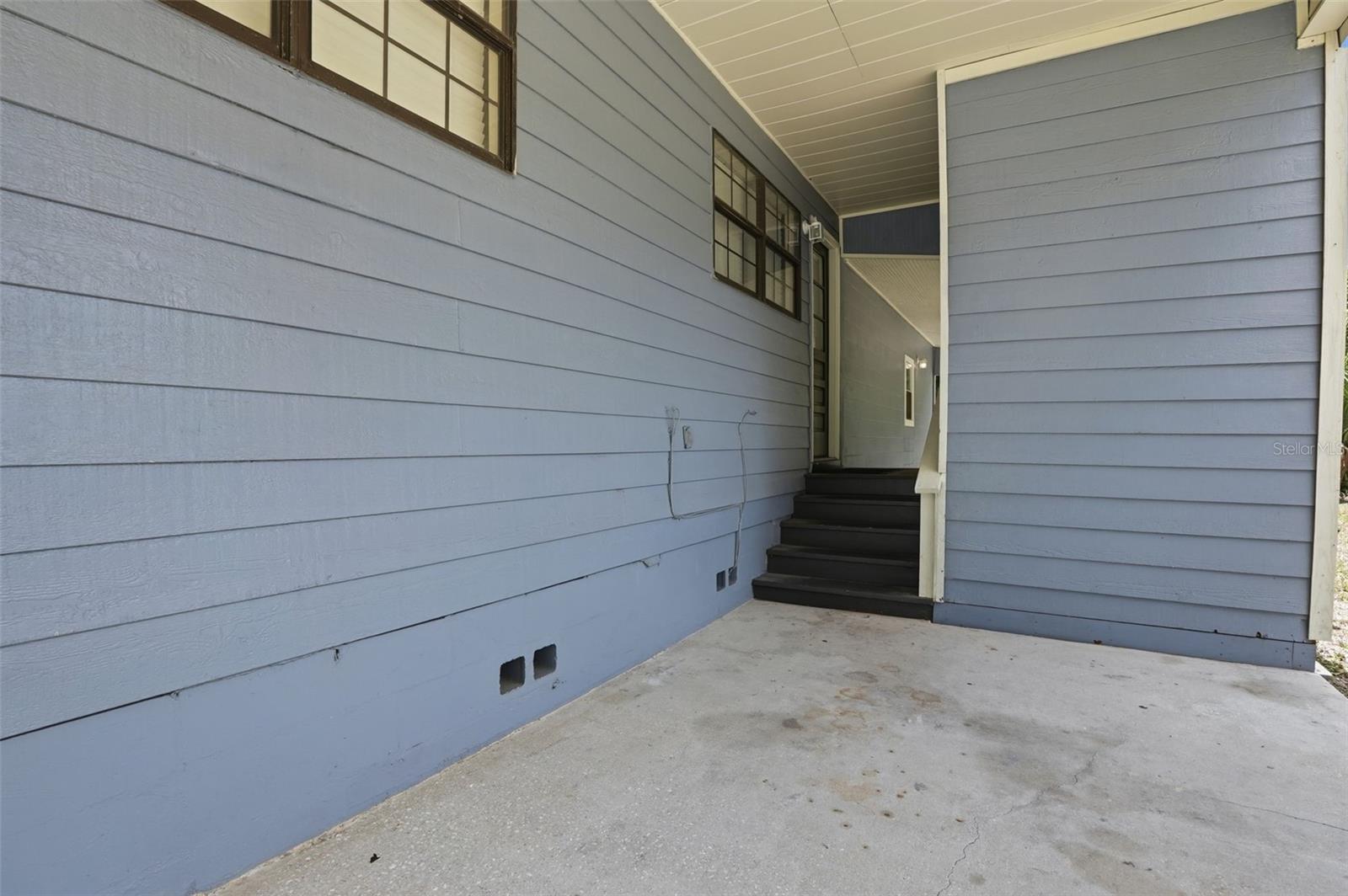 254 Oleander Pl Property Photo 23