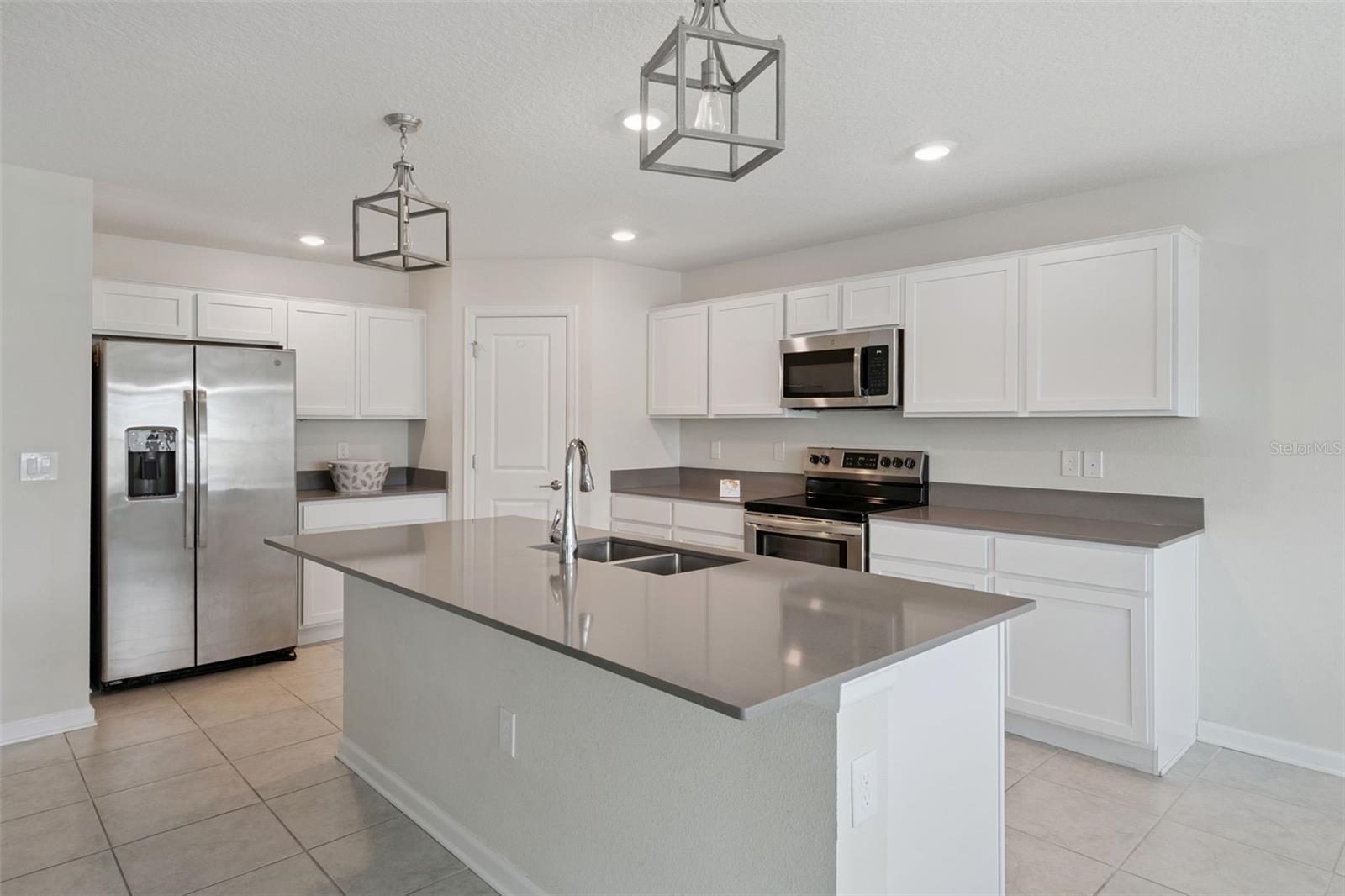 4330 Sunny Creek Pl Property Photo 14