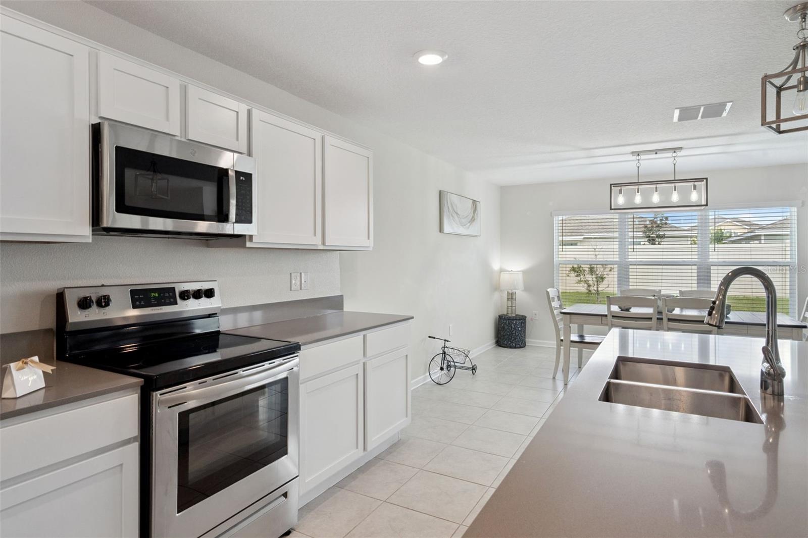 4330 Sunny Creek Pl Property Photo 15
