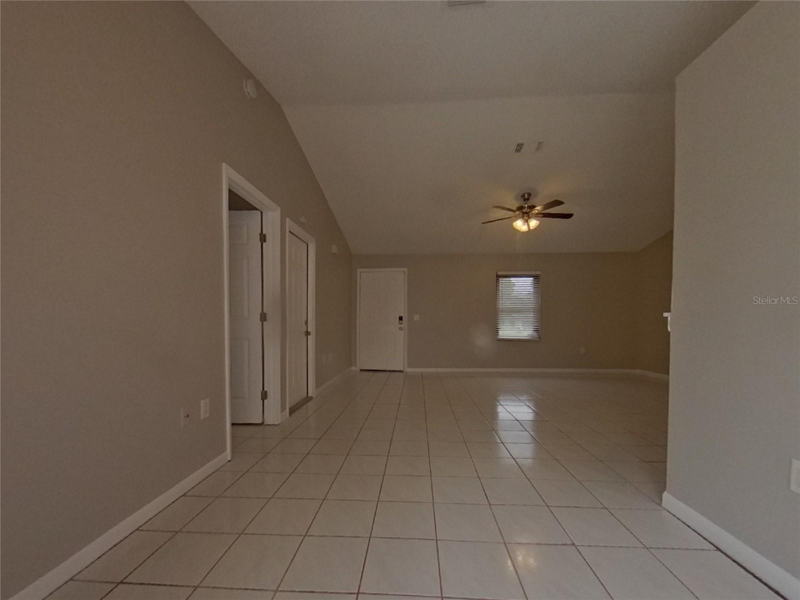 O6428645 Property Photo 13