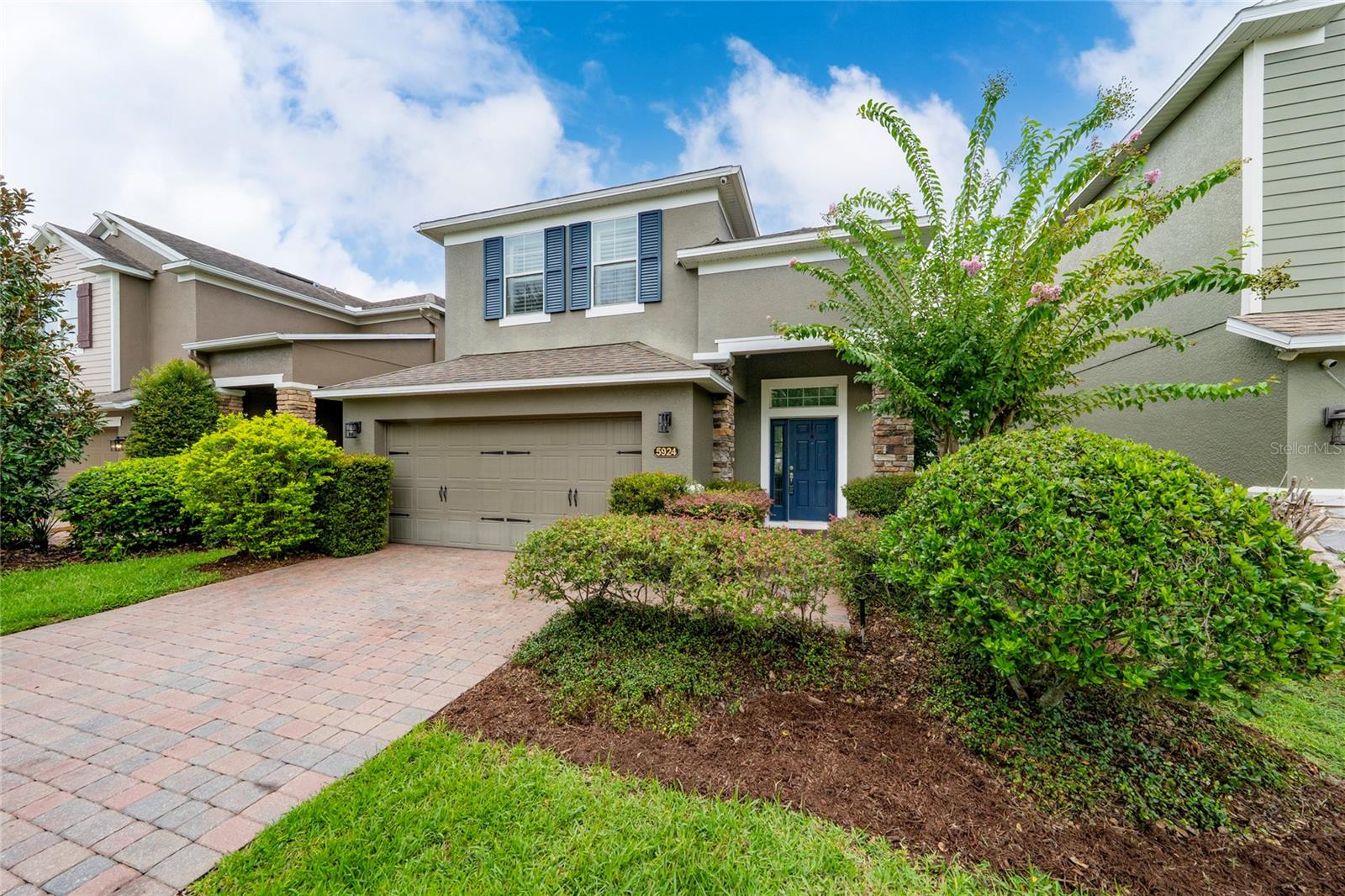 5924 Paxton Ct Property Photo 3
