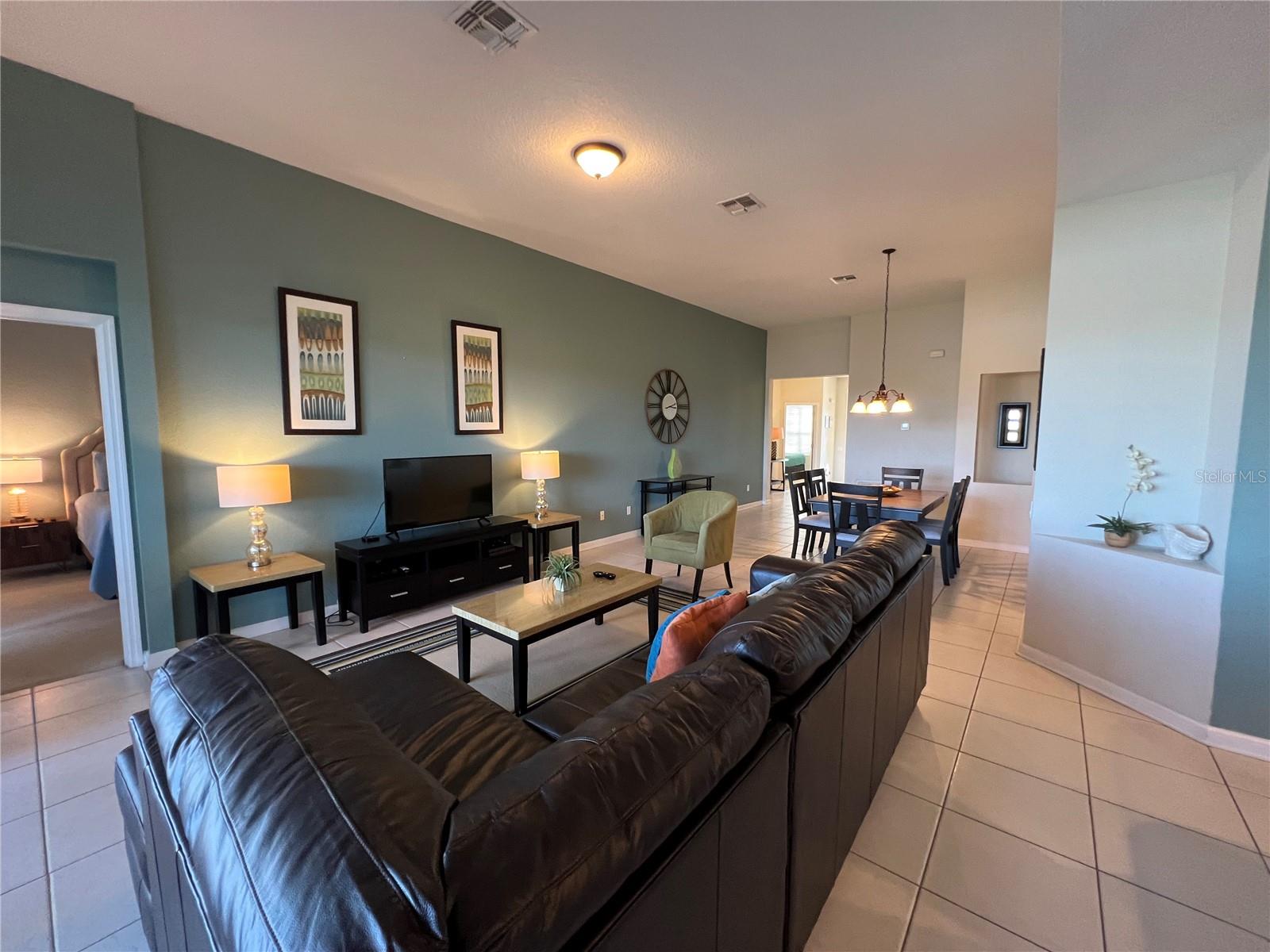 2568 Archfeld Blvd Property Photo 17
