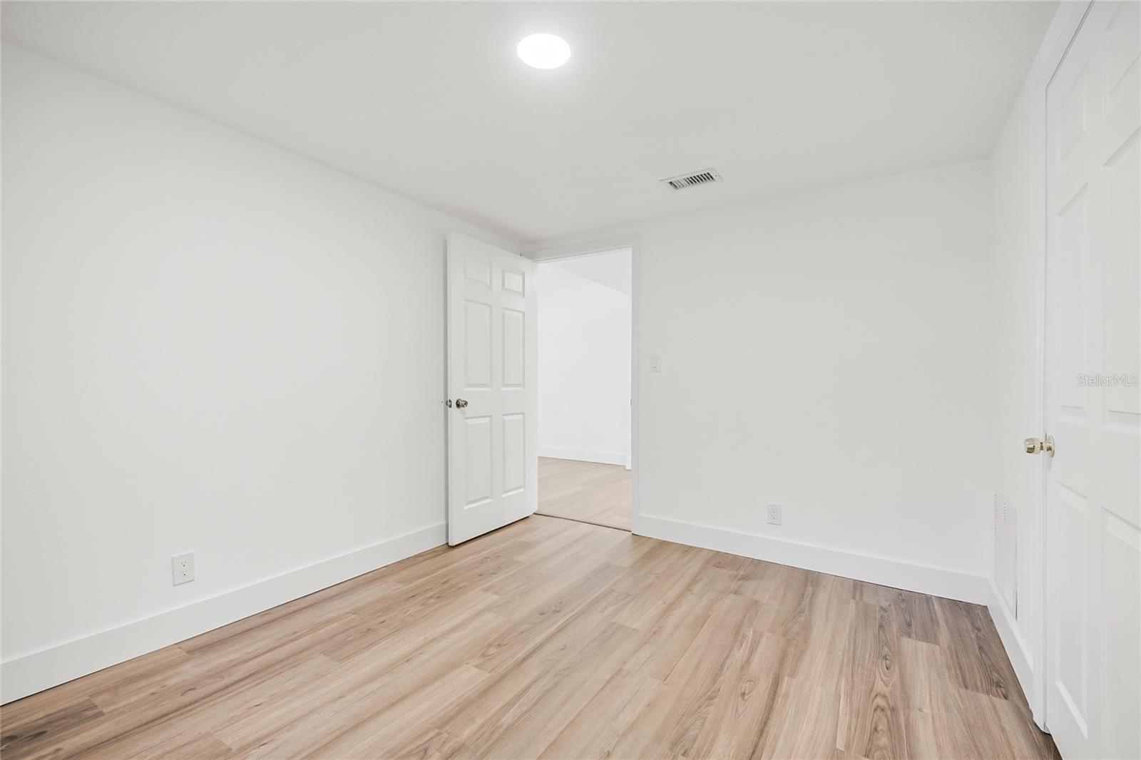 842 Dennis Ave Property Photo 55
