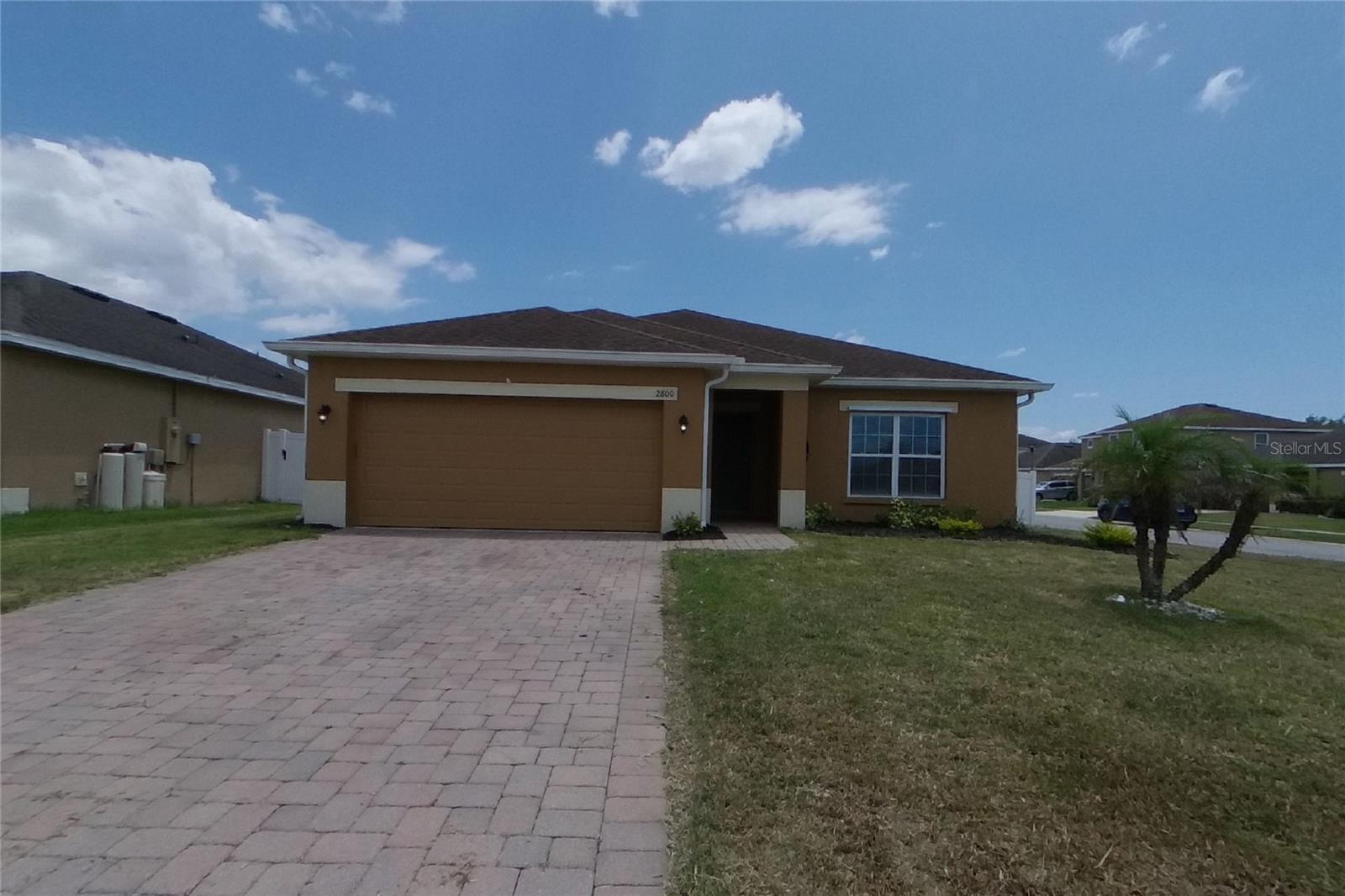 O6428656 Property Photo 1