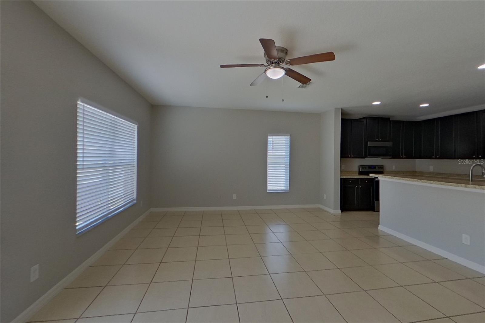 O6428656 Property Photo 3