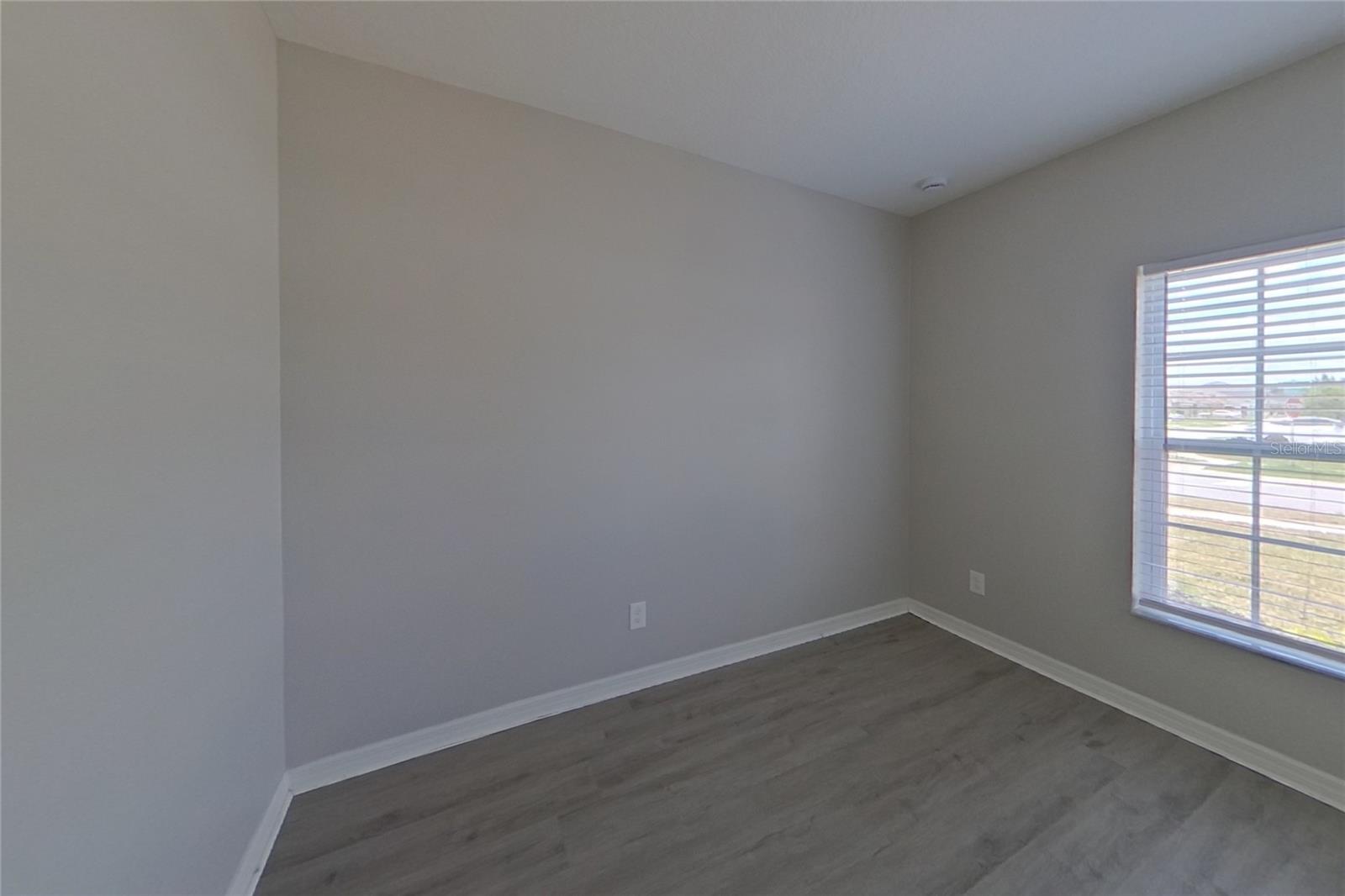 O6428656 Property Photo 9