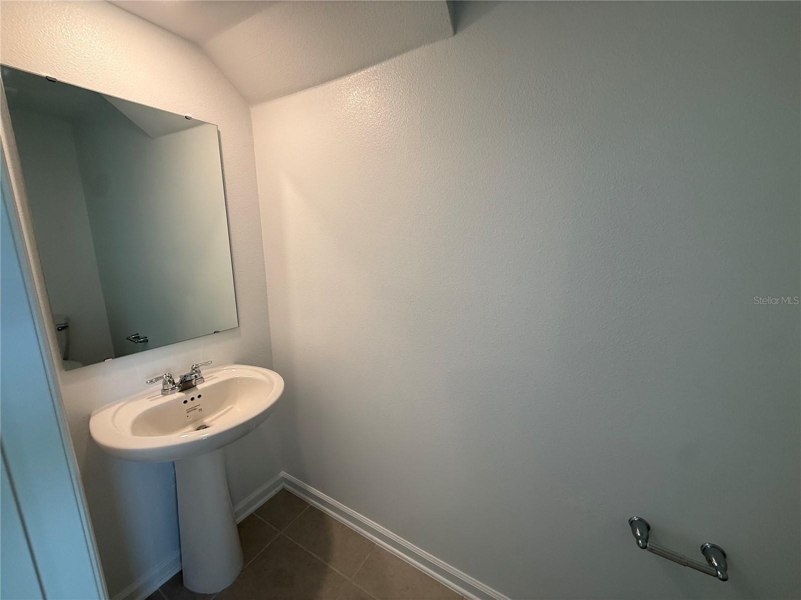 2567 Skyline Loop Property Photo 9