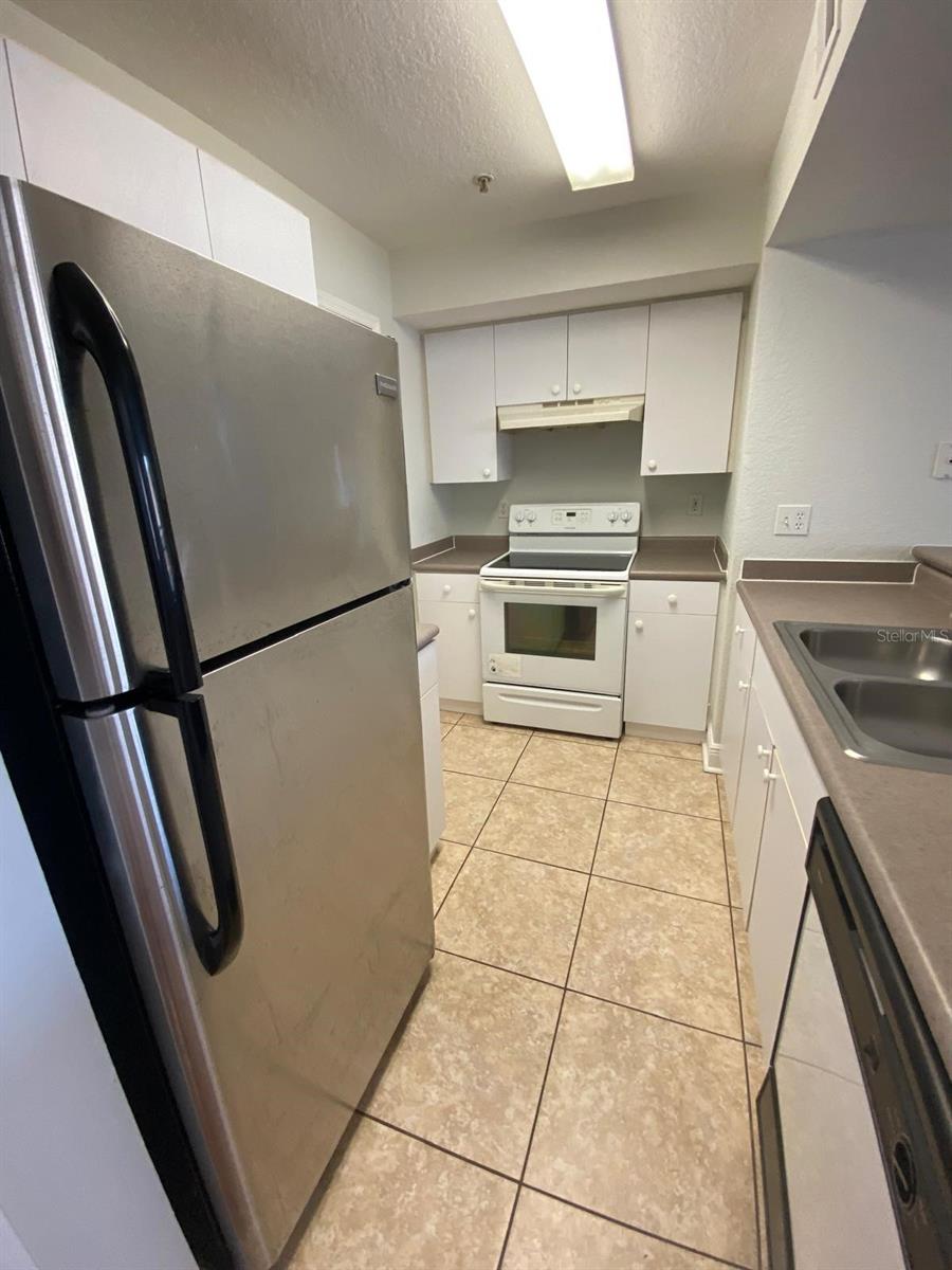 O6428671 Property Photo 13
