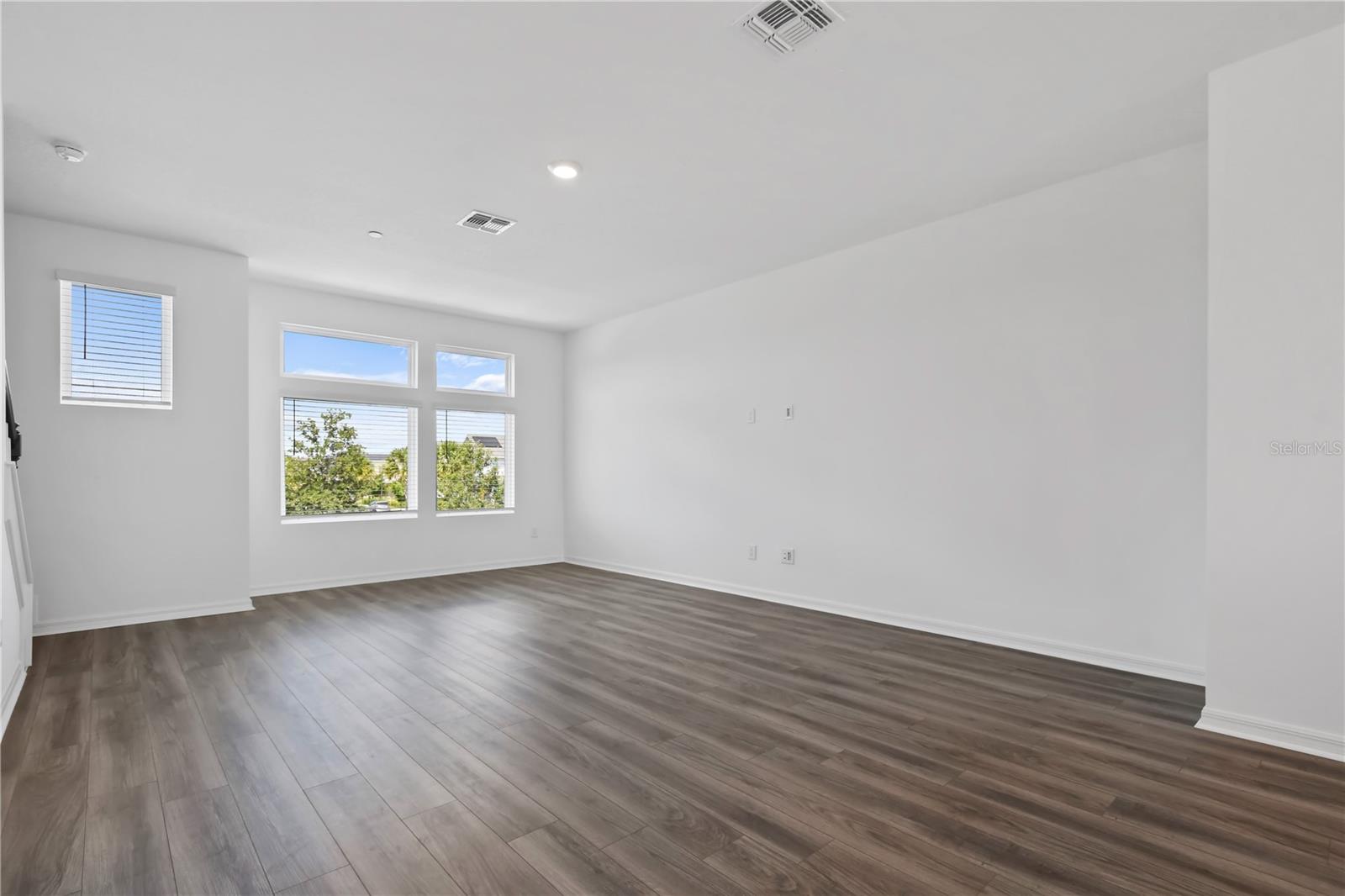 13140 Bovet Ave Property Photo 8