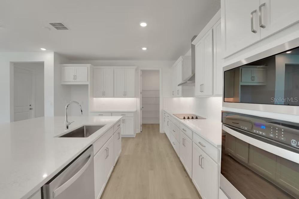 15075 Tea Tree Dr Property Photo 15