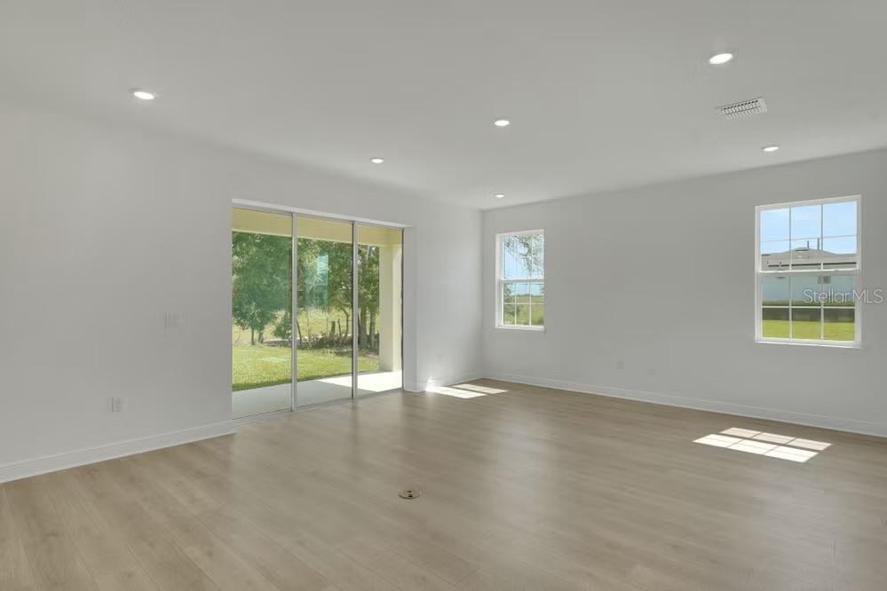 15075 Tea Tree Dr Property Photo 38