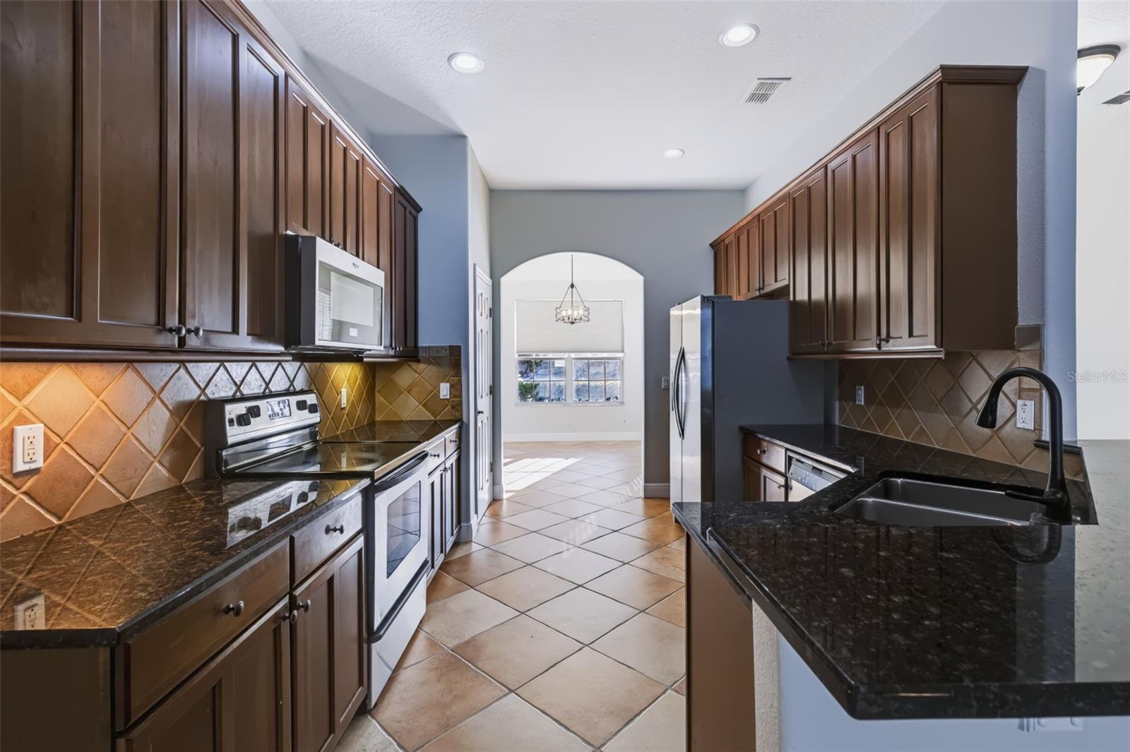 1530 Tally Cir Property Photo 5