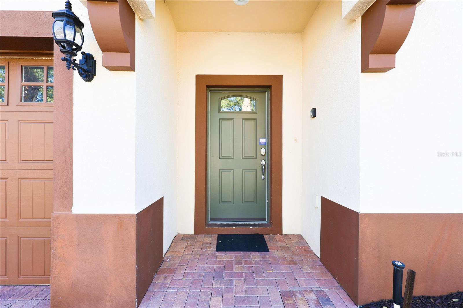 8812 Macapa Dr Property Photo 4
