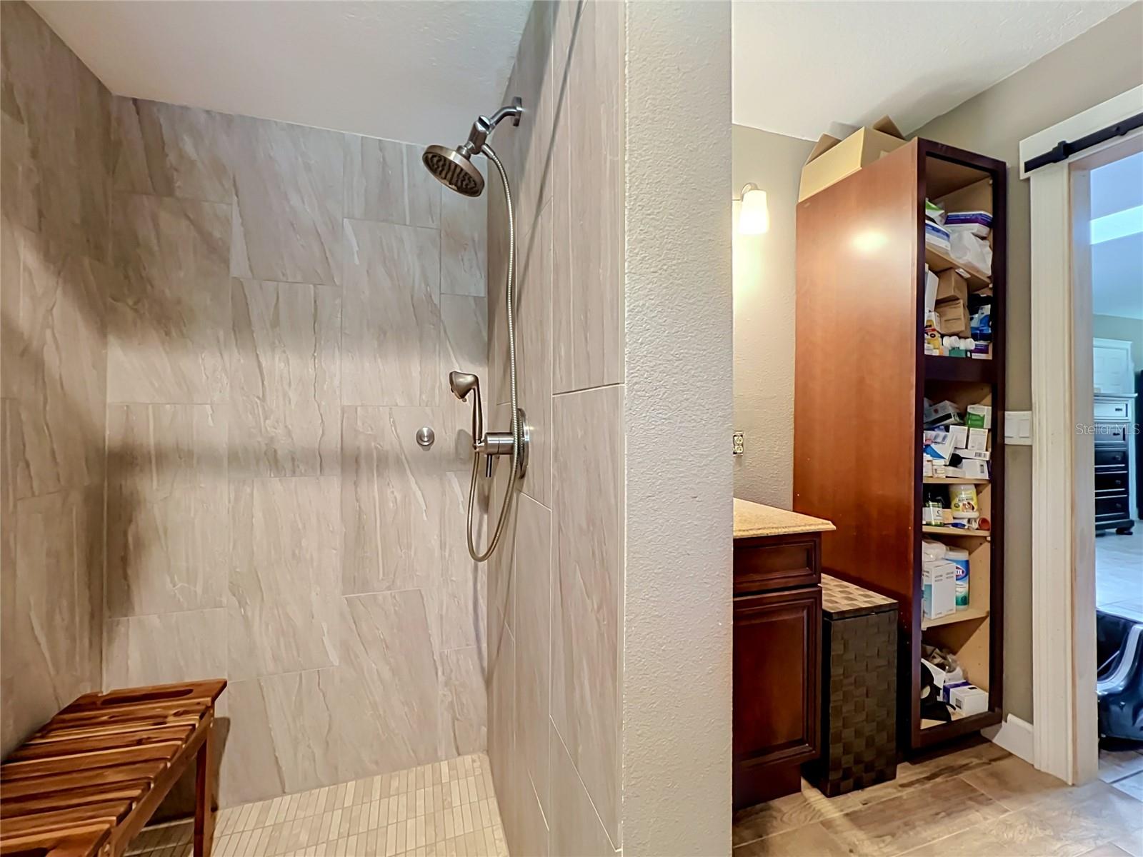 670 E State Road 46 Property Photo 18