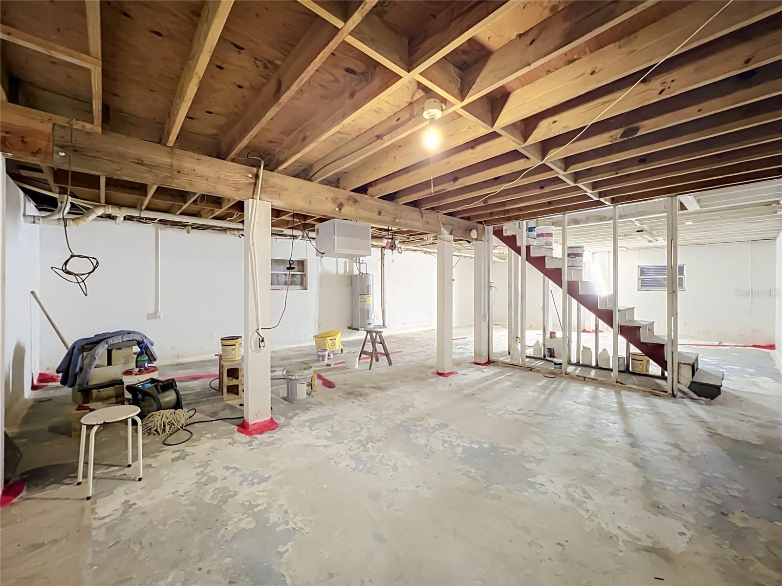 670 E State Road 46 Property Photo 33