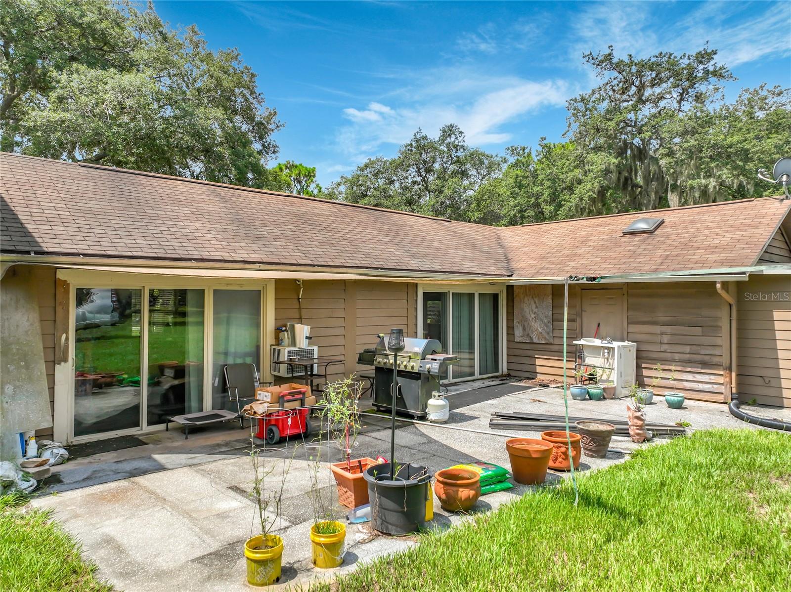 670 E State Road 46 Property Photo 40