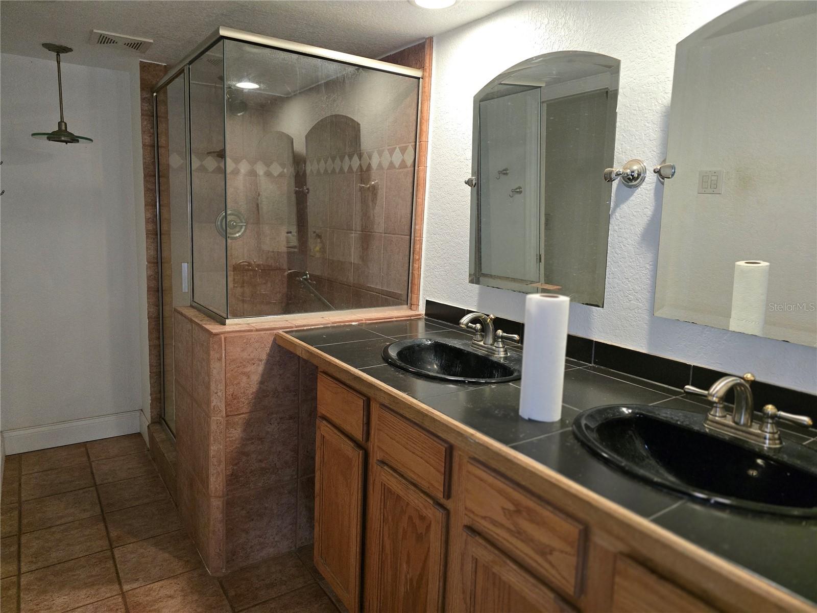 670 E State Road 46 Property Photo 59